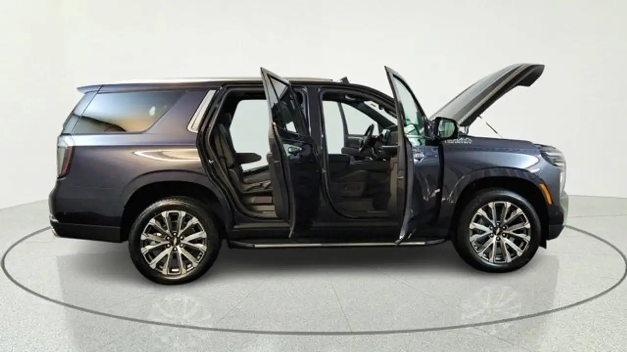Chevrolet Tahoe снимка Chevrolet Tahoe