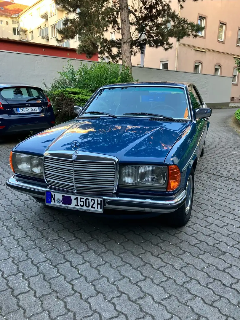 Mercedes-Benz 230 coupe Azul - 1