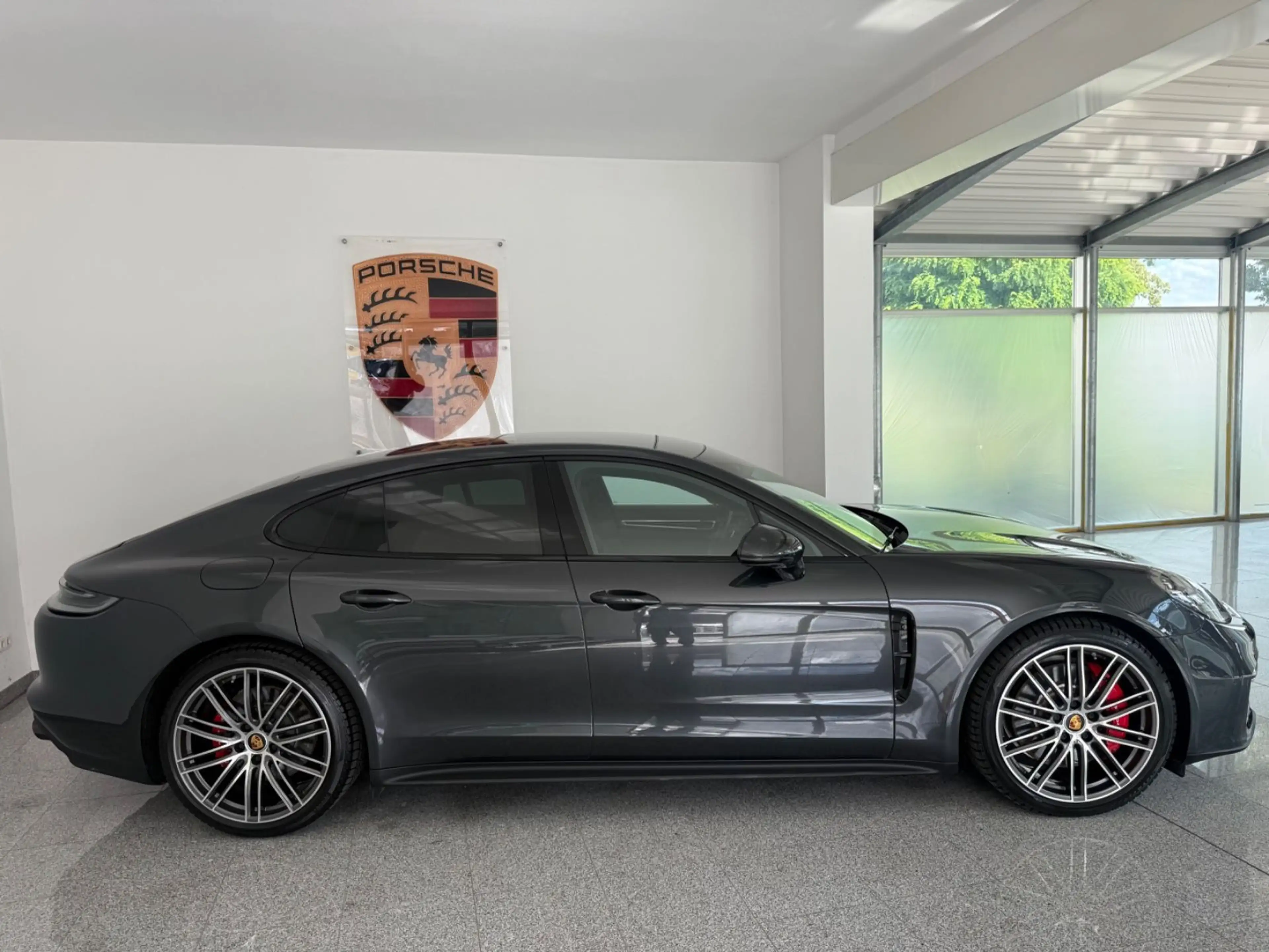 Porsche Panamera GTS- 1 Hd-4 x Klima- 21 Zoll-Sportabgas — photo 8
