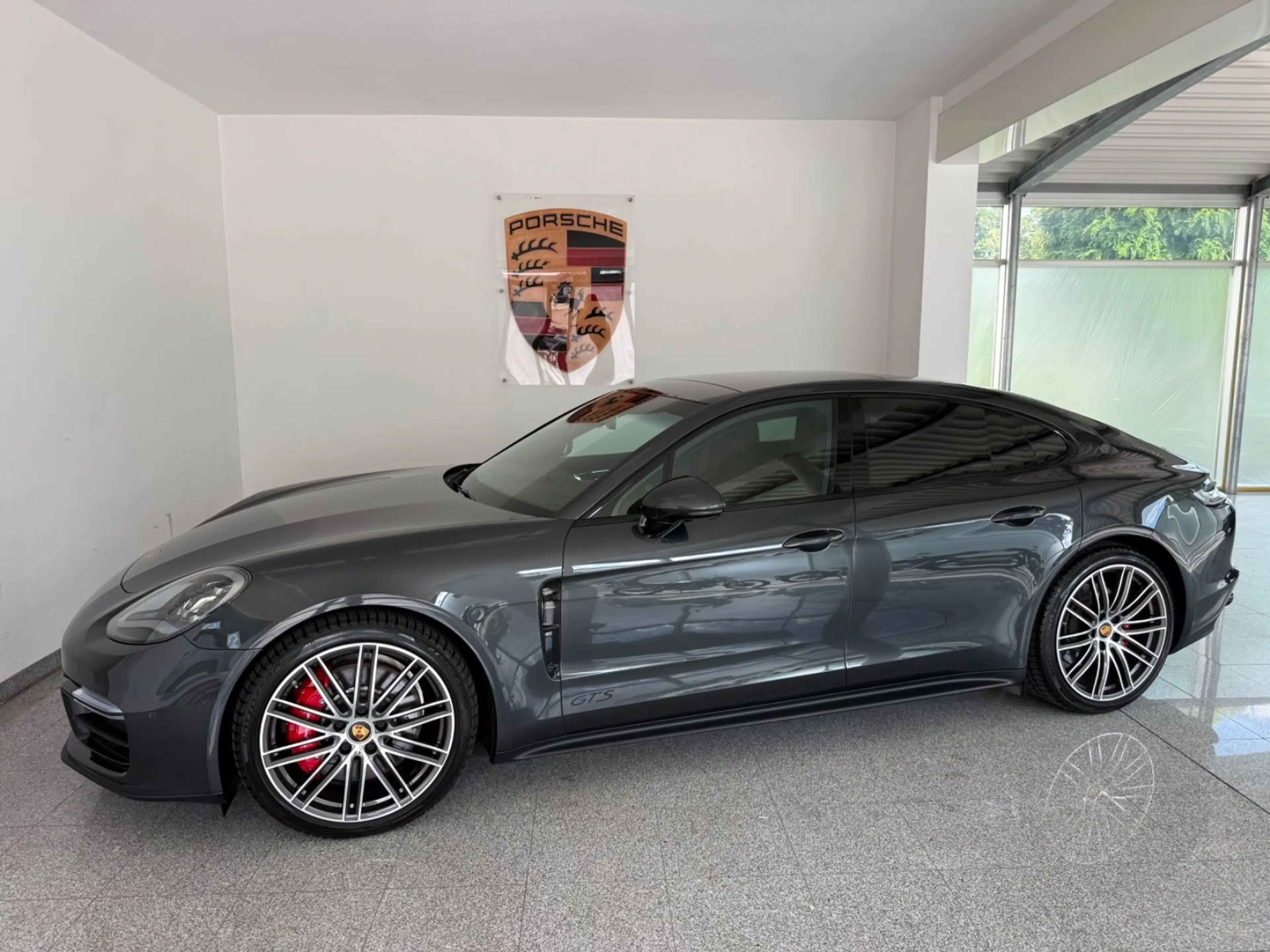 Porsche Panamera GTS- 1 Hd-4 x Klima- 21 Zoll-Sportabgas — photo 2