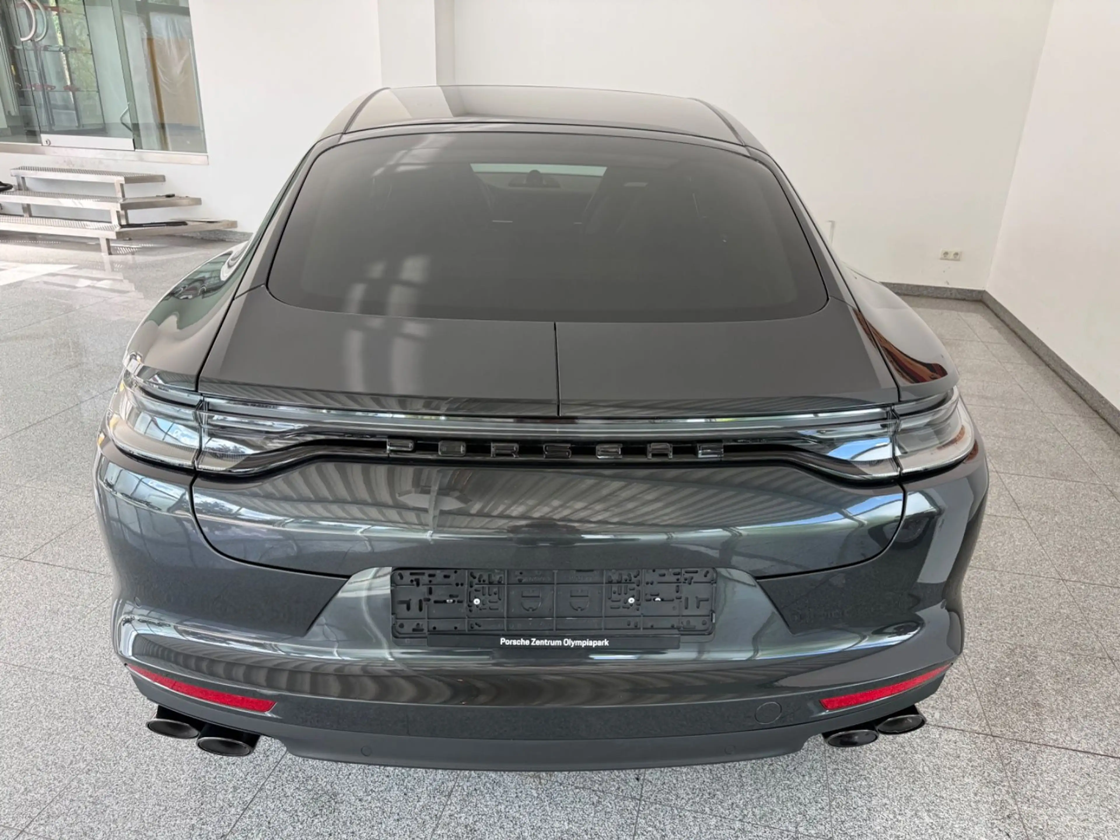 Porsche Panamera GTS- 1 Hd-4 x Klima- 21 Zoll-Sportabgas — photo 6