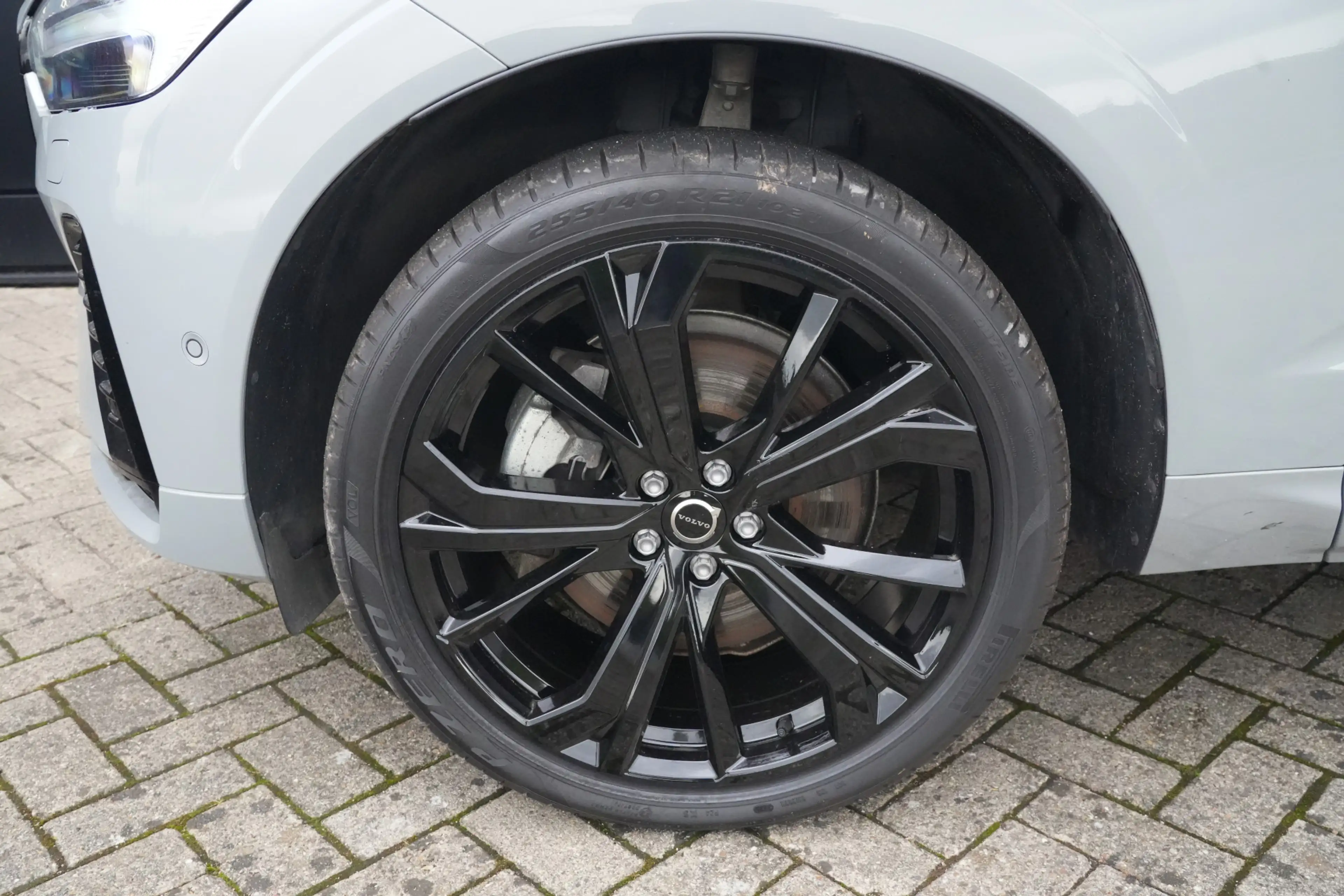 Volvo XC60 2.0 T8 FACELIFT Plug-in hybrid AWD Ultra Black Edi — photo 5