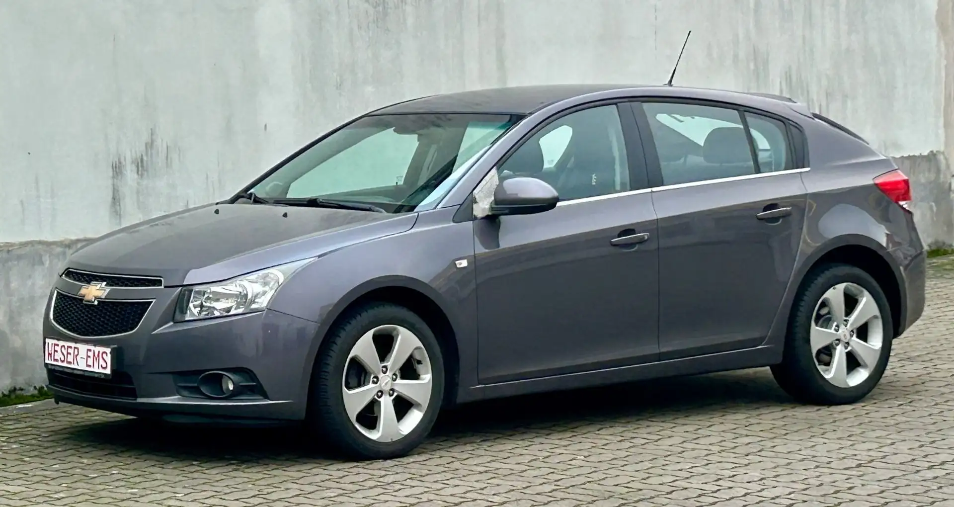 Chevrolet Cruze 1,8 LTZ Klima R/CD eFH ZV Alu Grey - 1