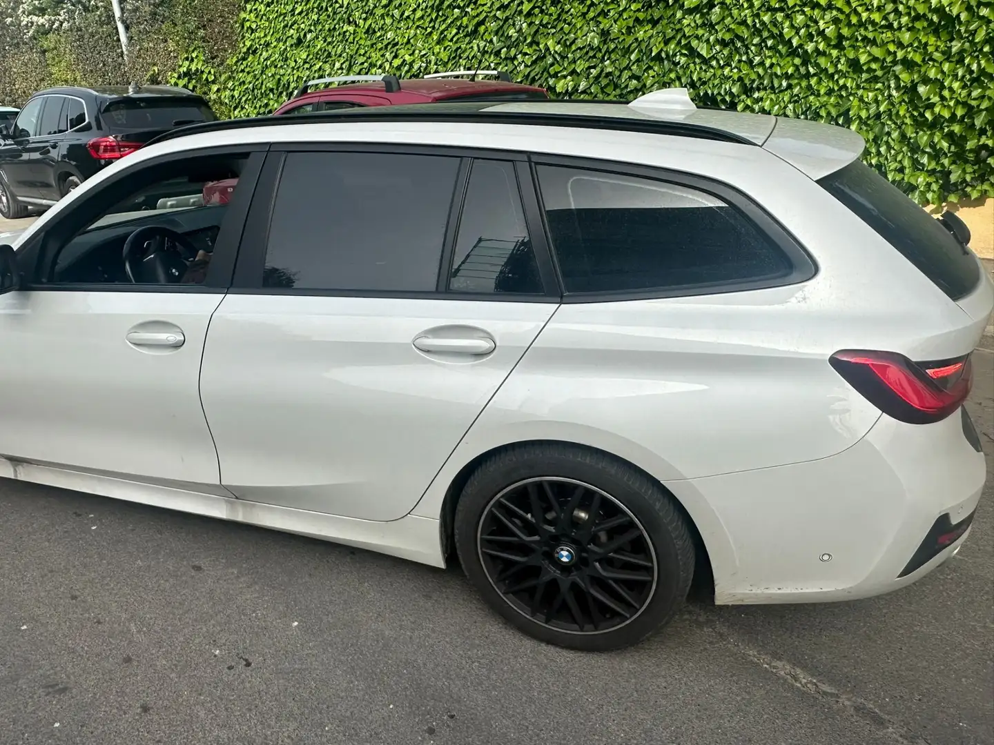 BMW 330 330i Touring Sport auto - 2