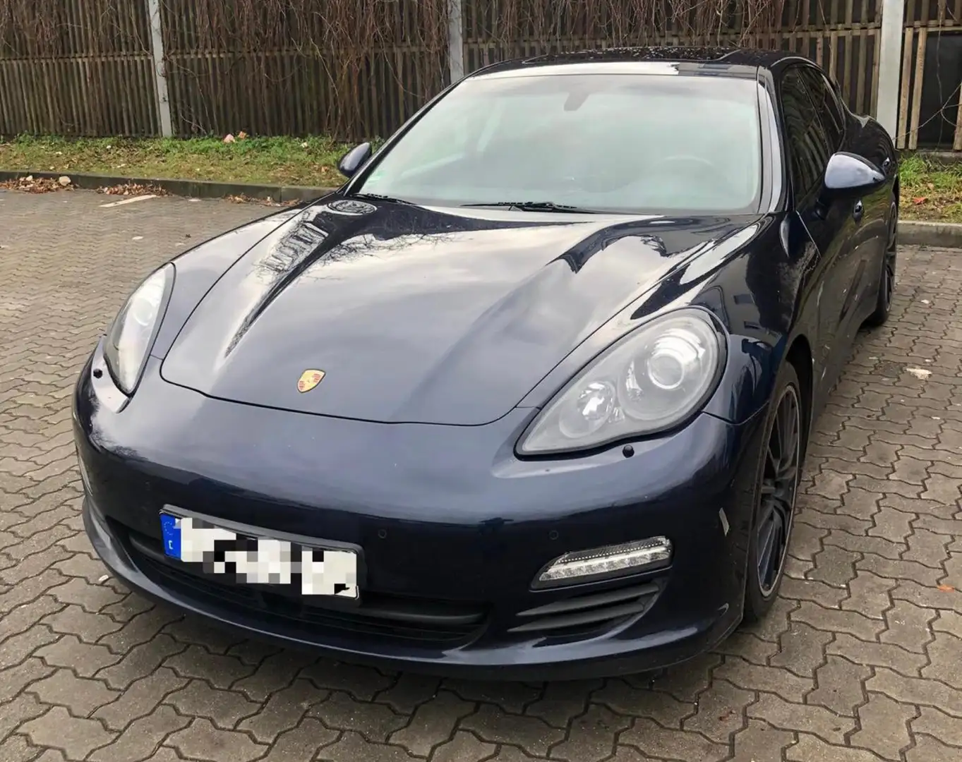 Porsche Panamera 3.0 Diesel V6 Blau - 2