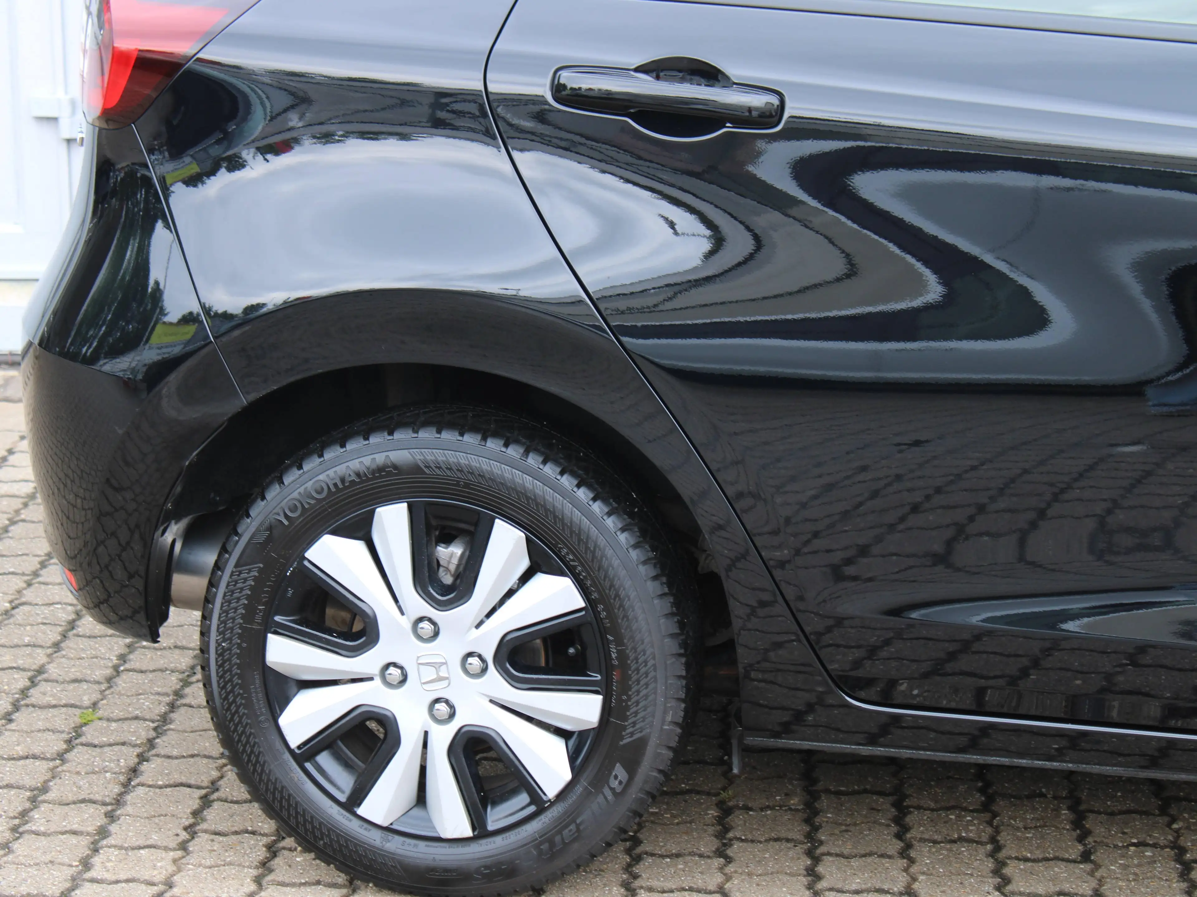 Honda Jazz 1.5 i-MMD Hybrid Elegance — photo 5