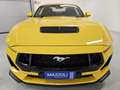 Ford Mustang Fastback 5.0 V8 aut. GT Geel - thumbnail 2