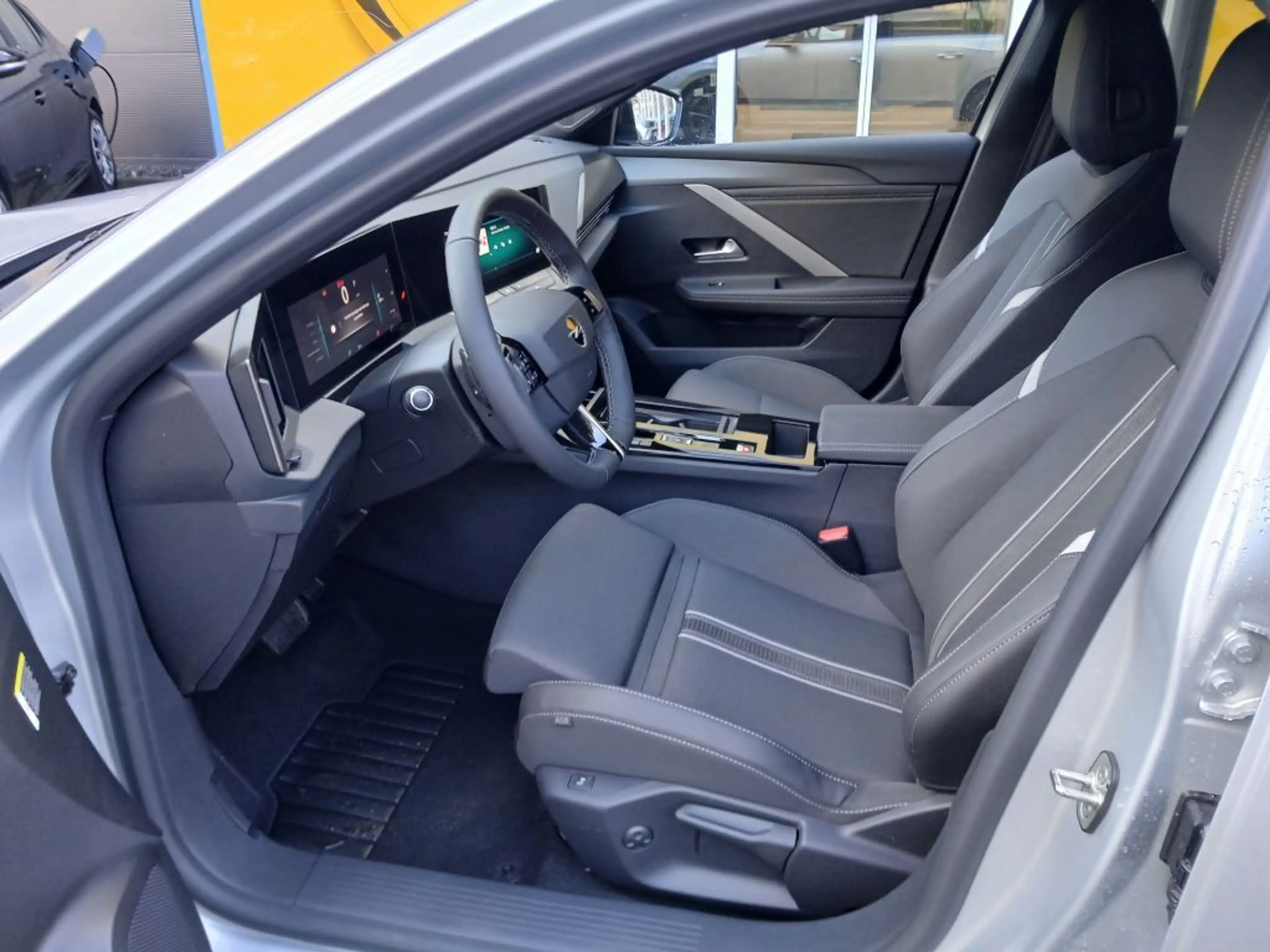 Opel Astra ST 48V Hybrid GS +AHK+TECH+KOMFORT-PAKET+ — photo 12