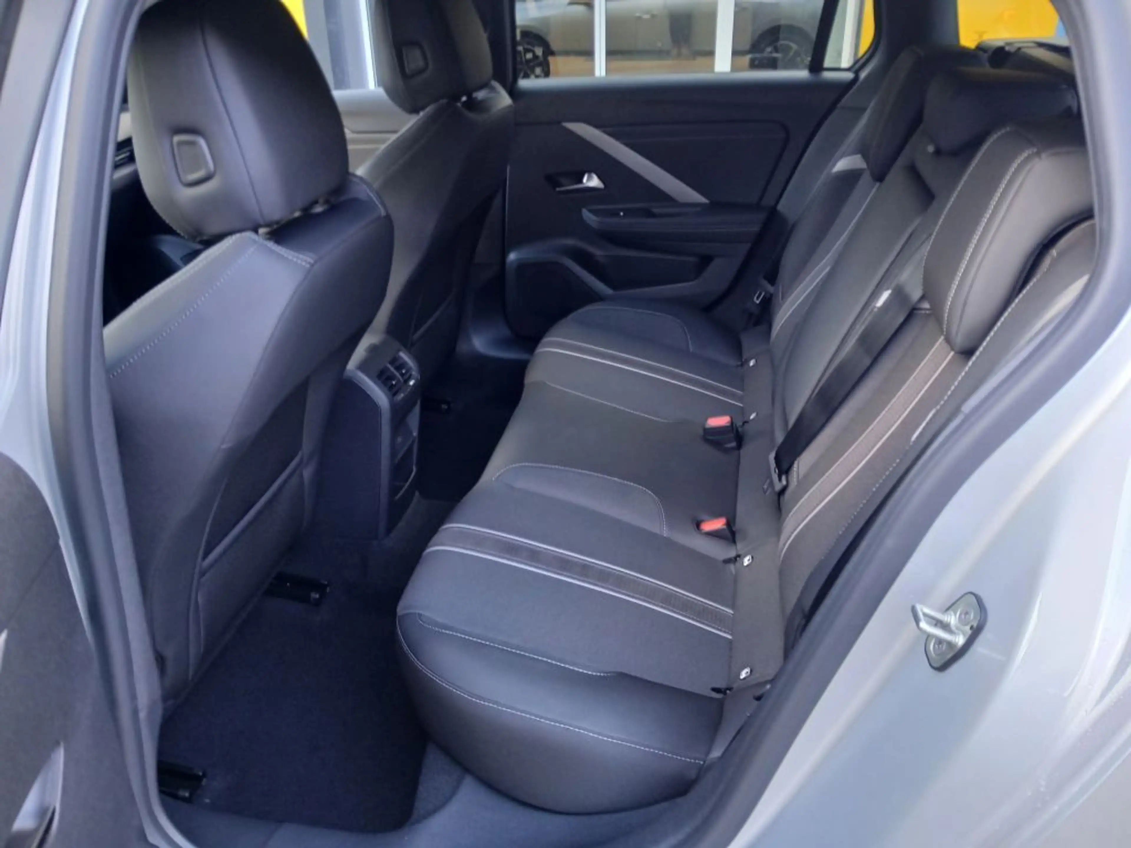 Opel Astra ST 48V Hybrid GS +AHK+TECH+KOMFORT-PAKET+ — photo 11