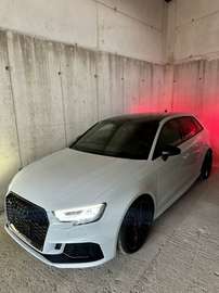 SB 2,5 TFSI quattro S-tronic
