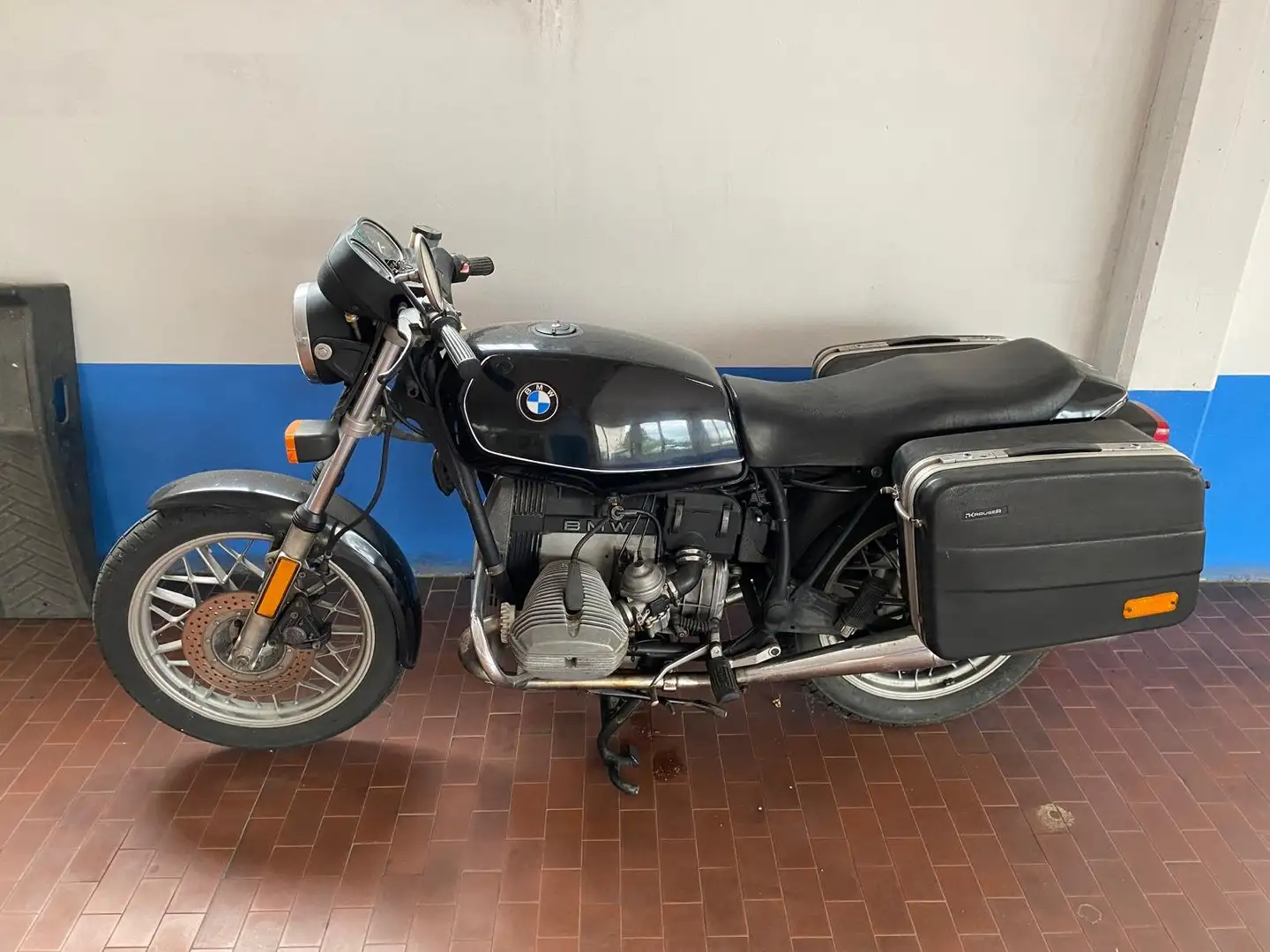 BMW R 45 Black - 1