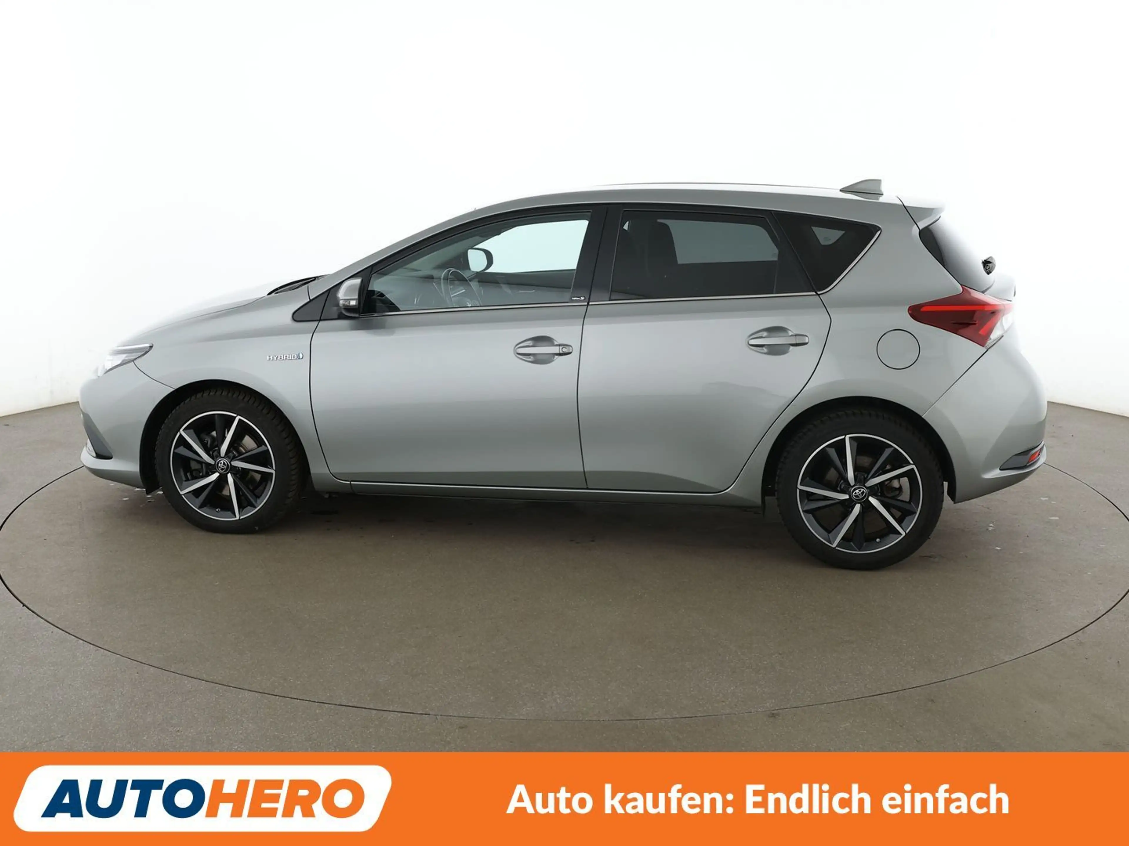 Toyota Auris 1.8 Hybrid Edition-S+ Aut.*NAVI*CAM*TEMPO*ALU* — photo 3