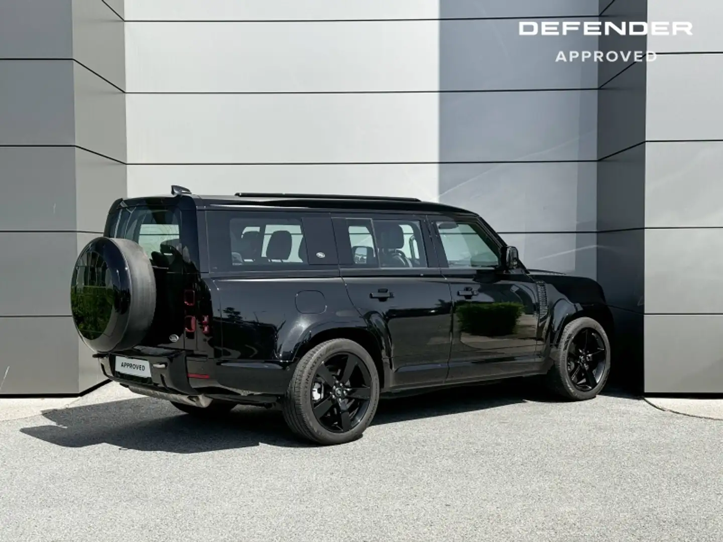Land Rover Defender 130 3.0 P400 X-Dynamic HSE Noir - 2