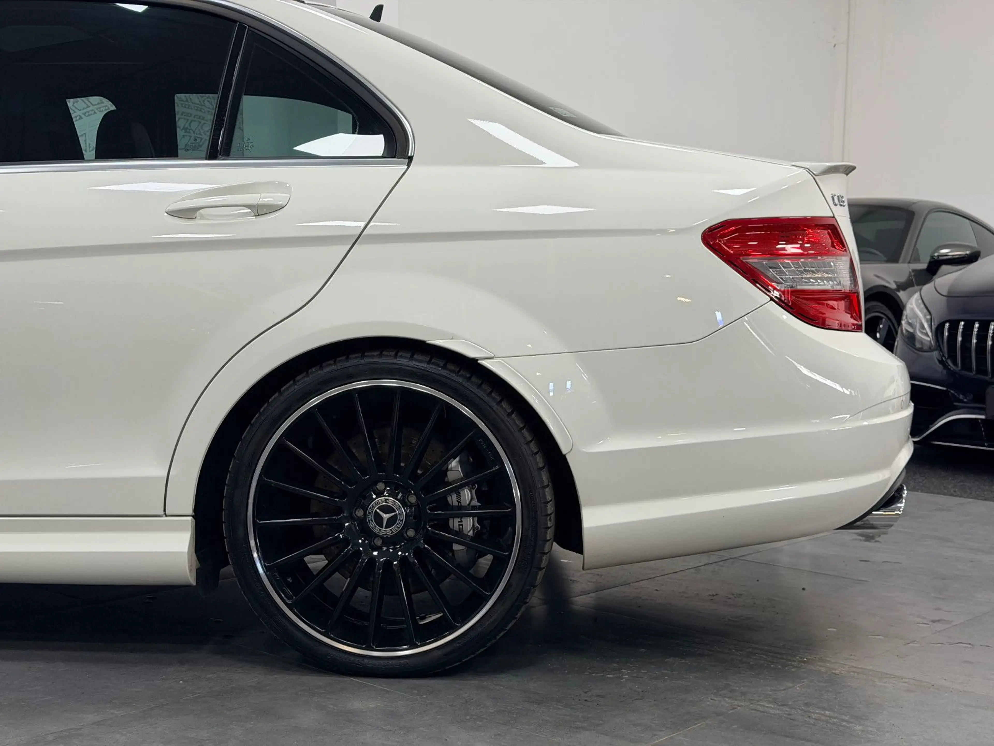 Mercedes-Benz C 63 AMG Performance Package P30 Sperrdiff. — photo 12