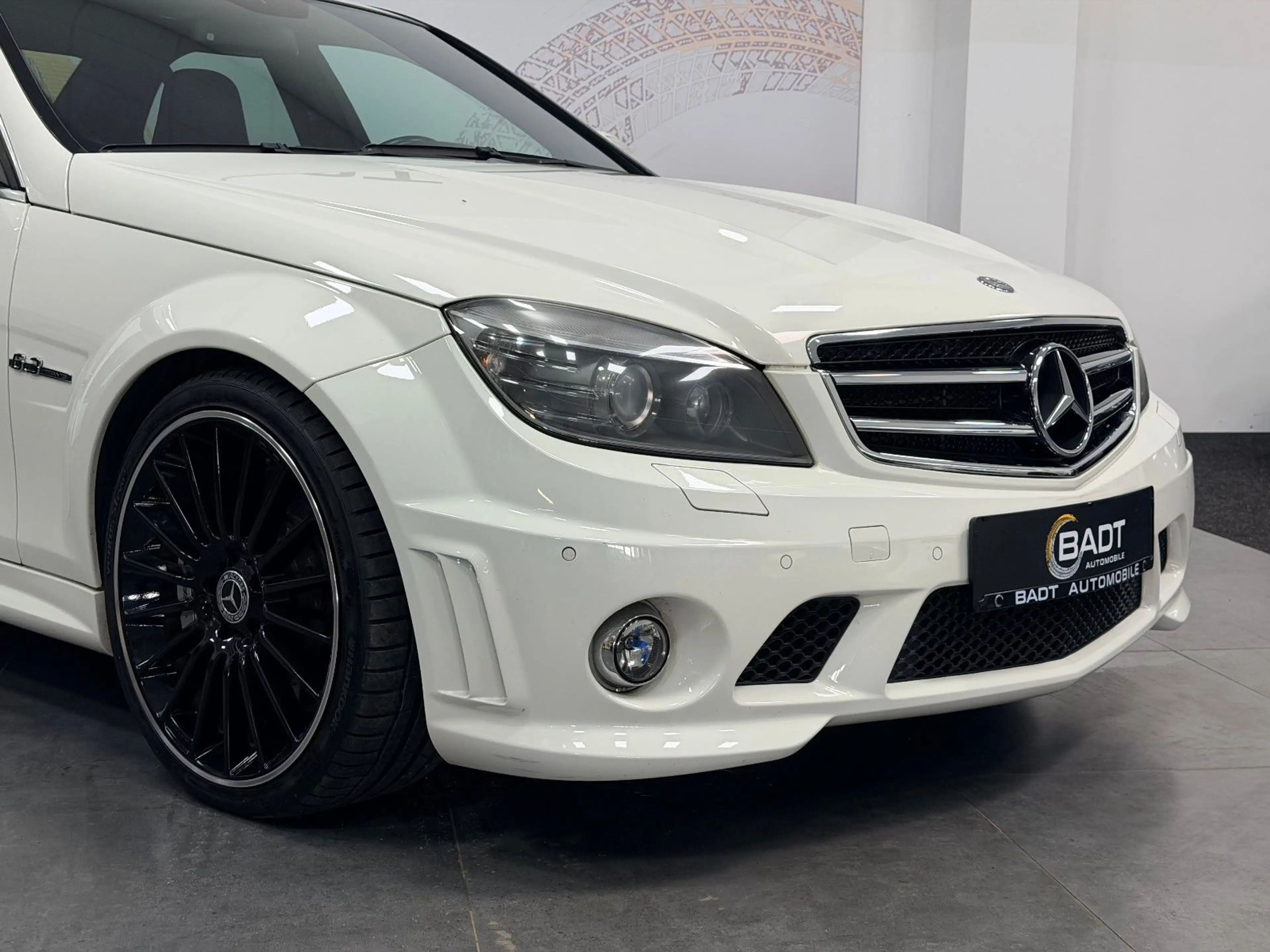 Mercedes-Benz C 63 AMG Performance Package P30 Sperrdiff. — photo 2