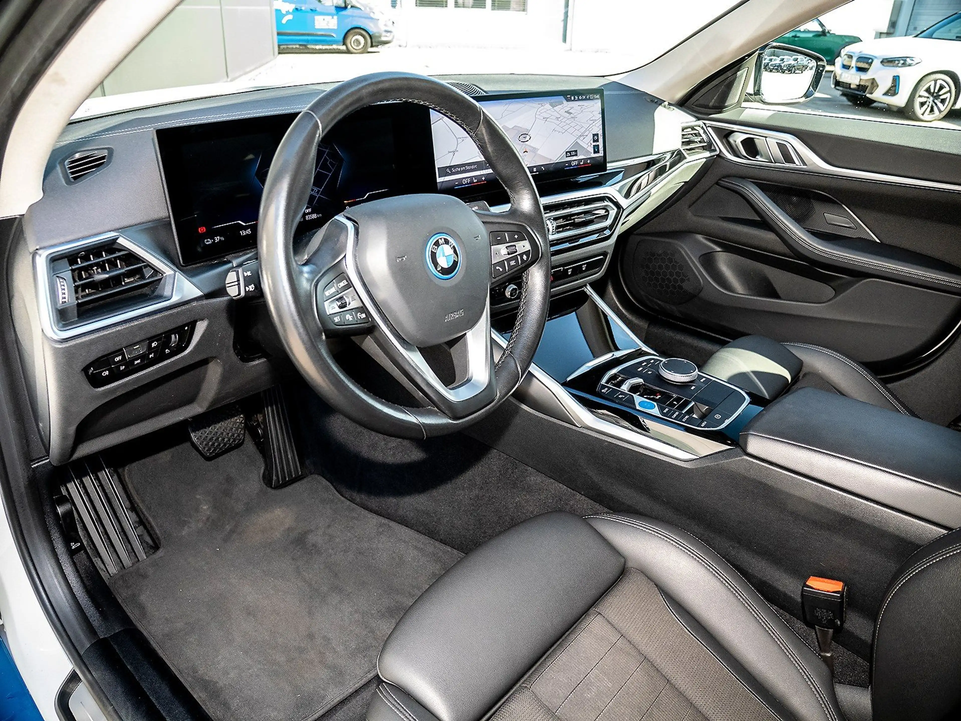 BMW i4 eDrive40 Gran Coupé ACC AHK HiFi DAB Cam 1VB — photo 4