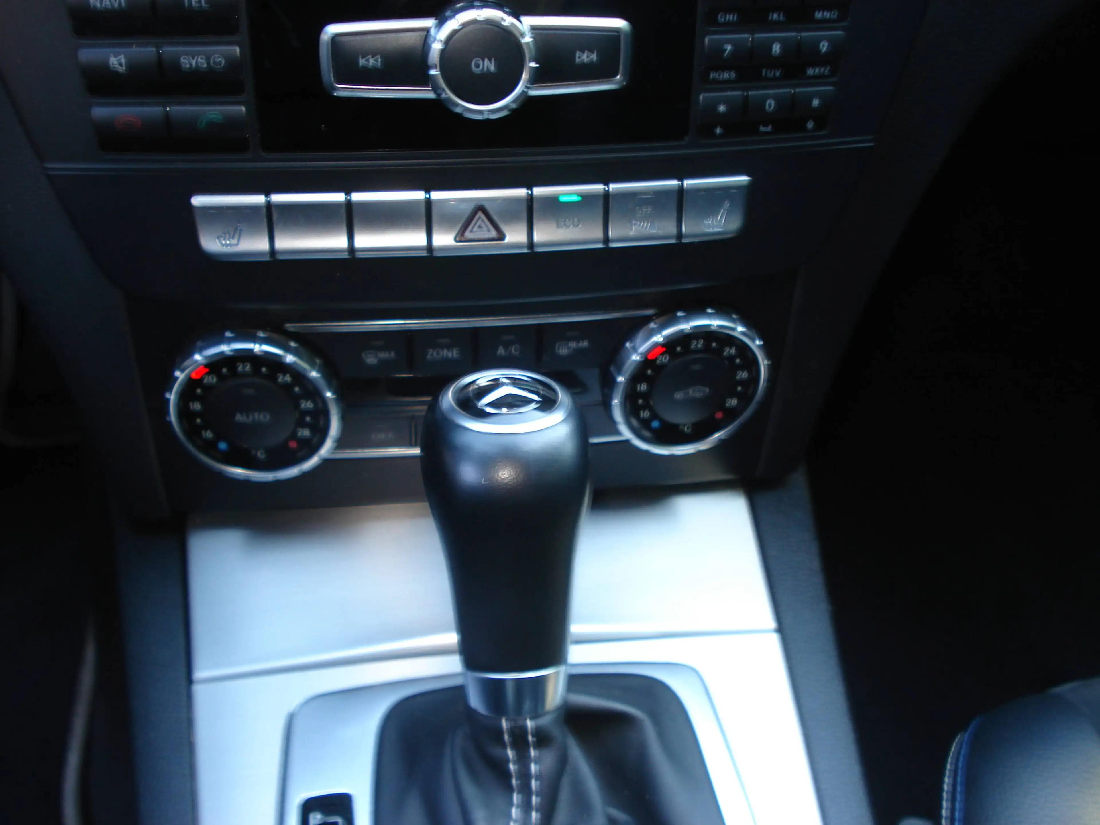 Mercedes-Benz C 180 C 180 CGI Edition C (204.231) — photo 13