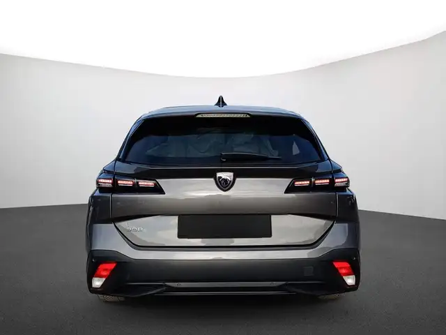 Peugeot 308 SW view 3