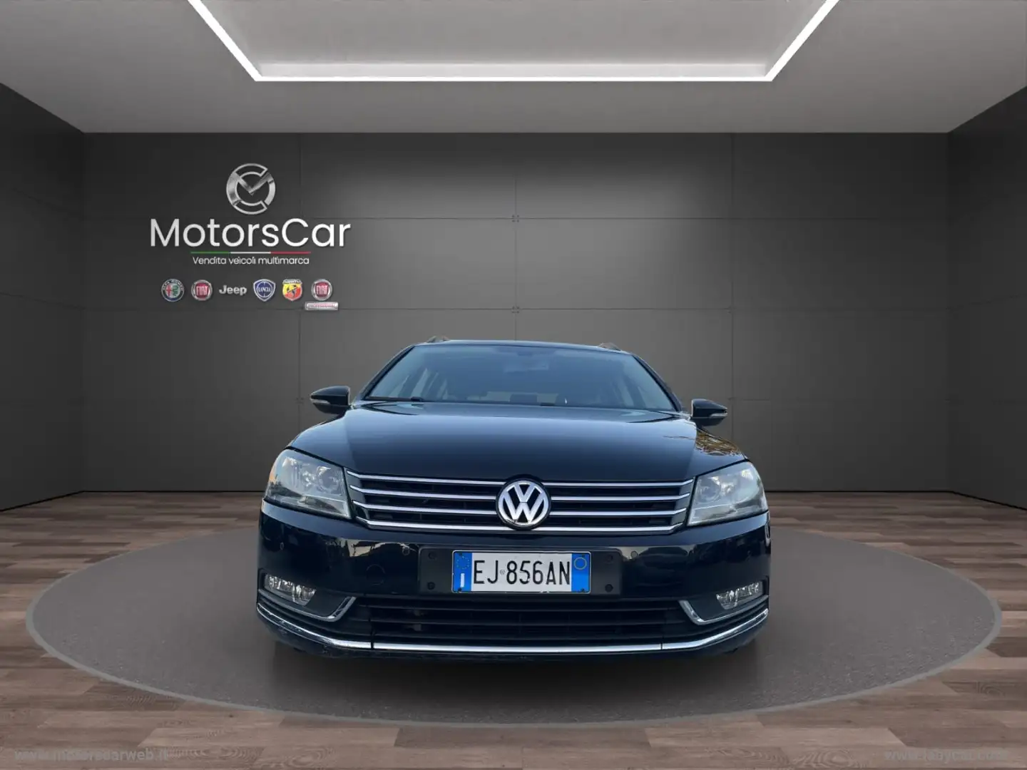 Volkswagen Passat 2.0 TDI DPF Var. DSG Highline Schwarz - 2