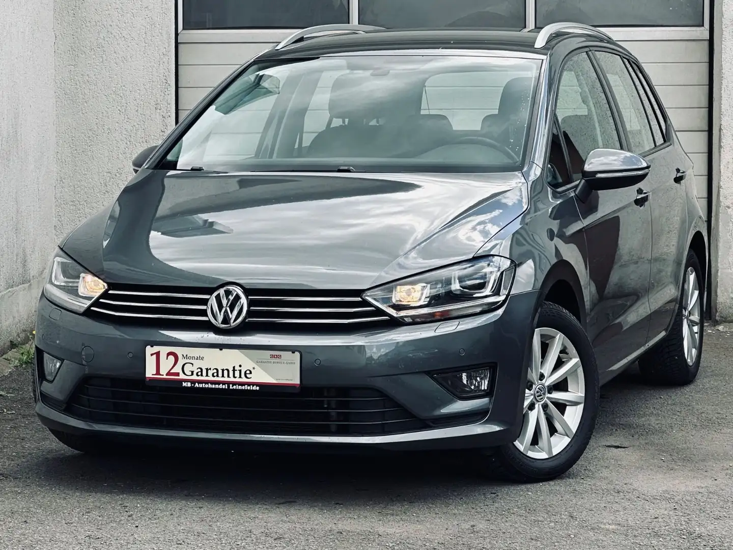Volkswagen Golf 1.2 TSI Sportsvan*XENON*AHK*SHZ*TEMPO*PDC* Grau - 1