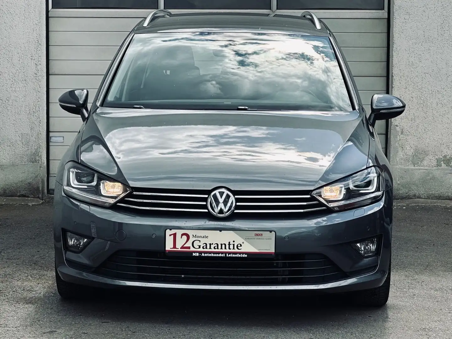 Volkswagen Golf 1.2 TSI Sportsvan*XENON*AHK*SHZ*TEMPO*PDC* Grau - 2