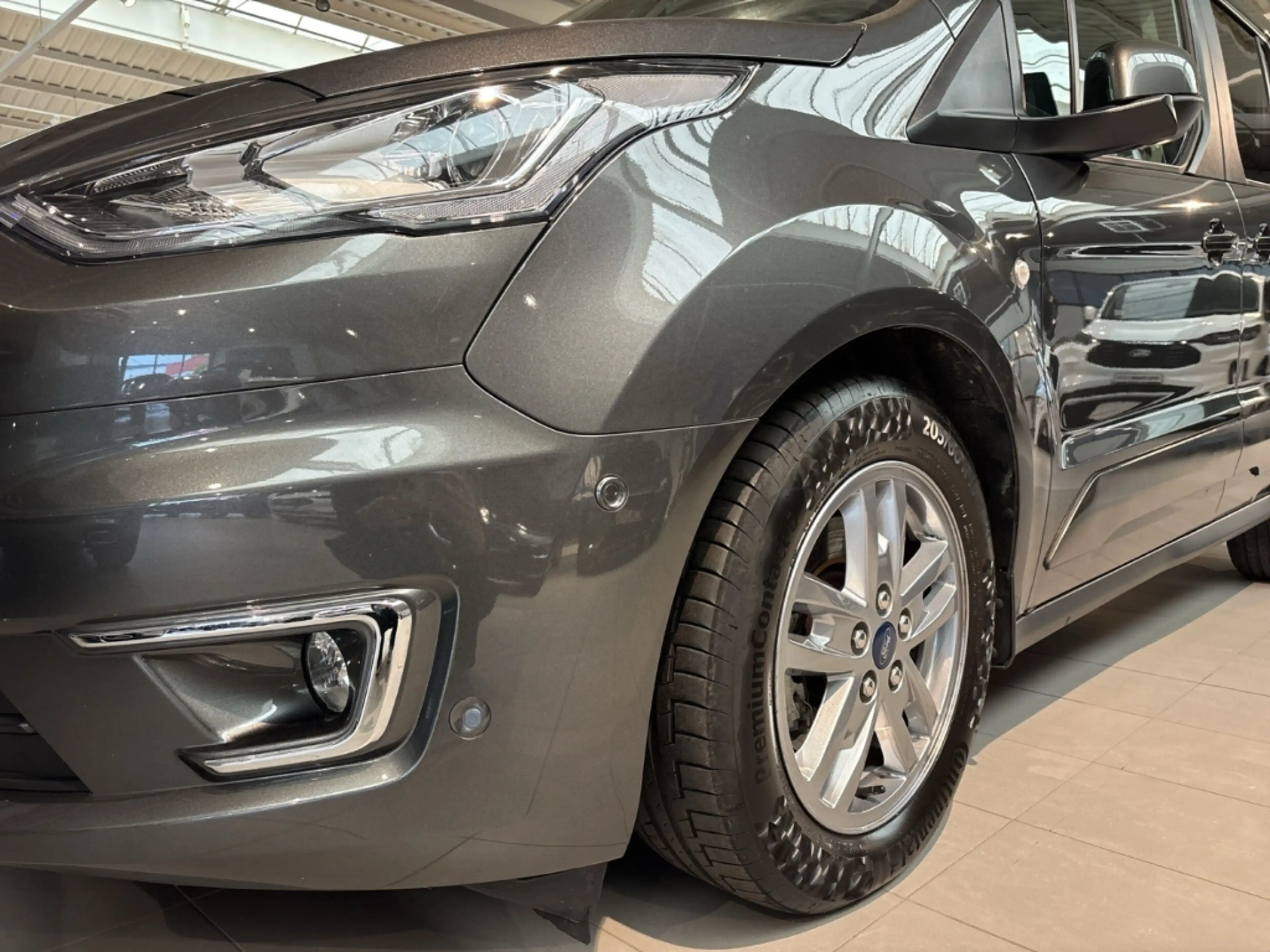 Ford Tourneo Connect Titanium Panorama Navi Bi-Xenon Kurvenlicht ACC Ap — photo 11
