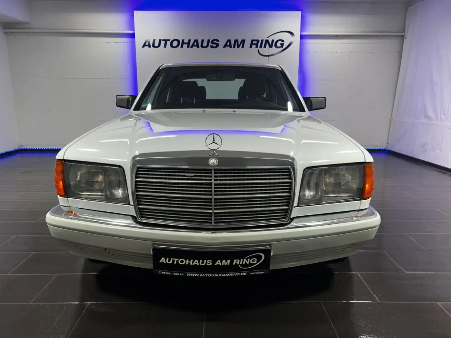 Mercedes-Benz 300 SE W126 Aut. 2.HND KLIMAAUTO ORIGINALZUSTAND Weiß - 1