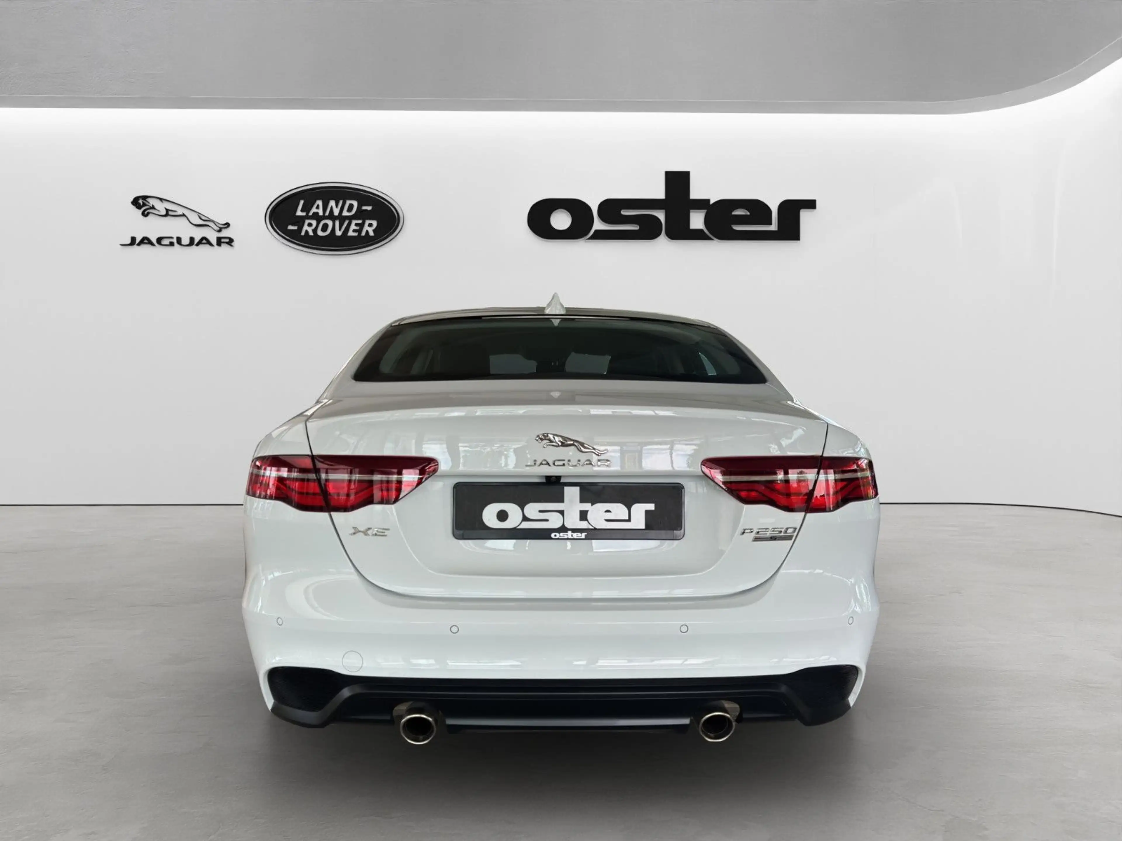 Jaguar XE P250 S |HIFI|Kamera|Leder|LED|Tempomat|PDC — photo 7
