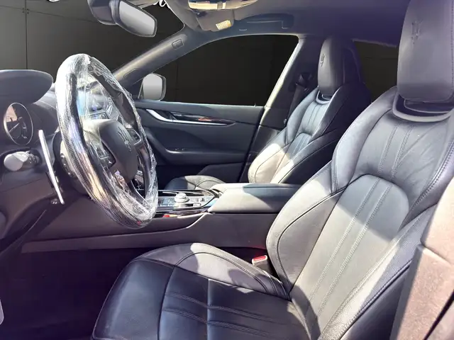 Maserati Levante view 7