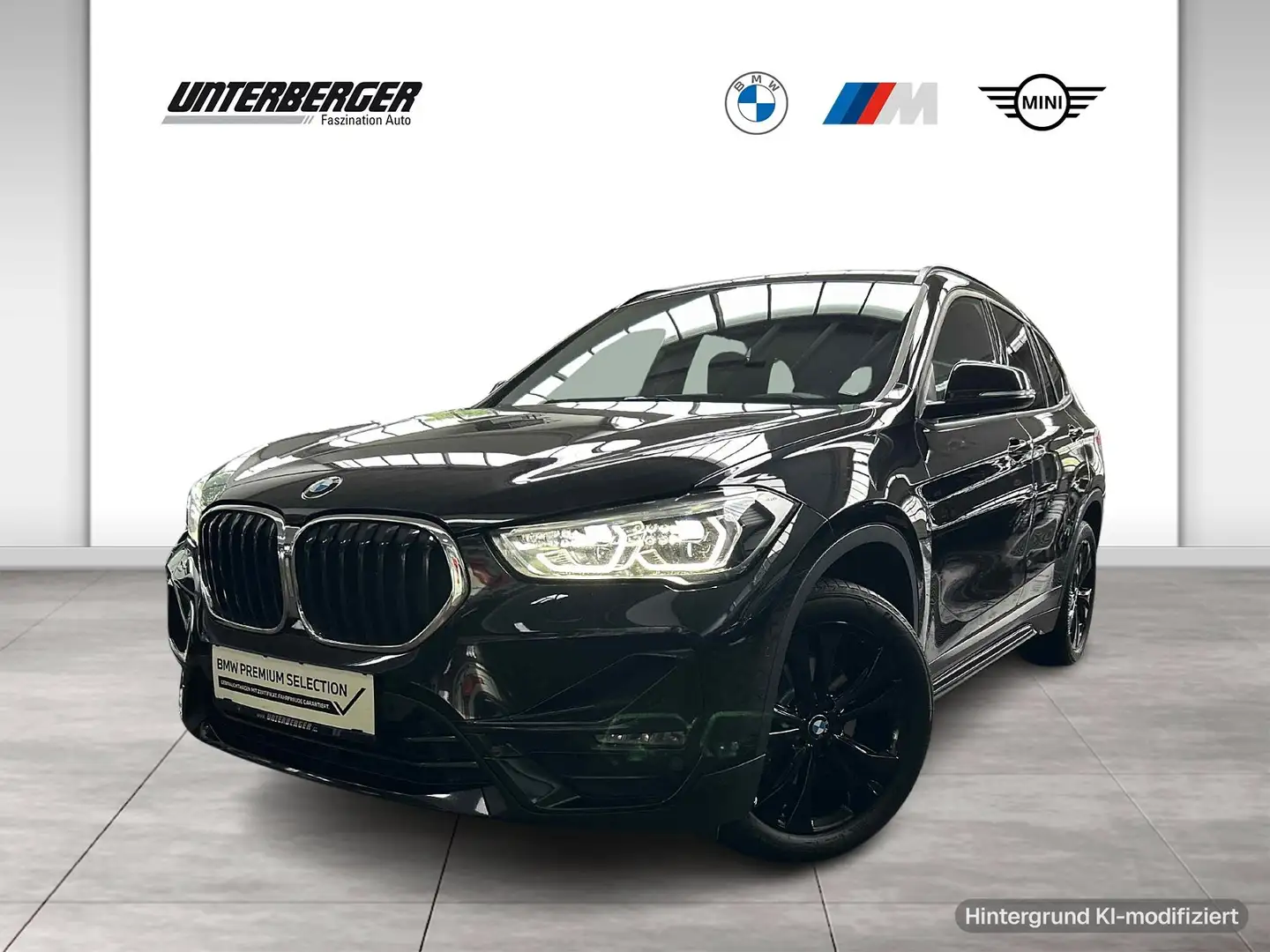 BMW X1 xDrive18d // M-Sport // Head-Up Display // Drivin Schwarz - 1