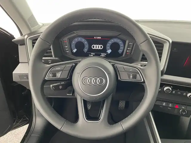 Audi A1 view 13