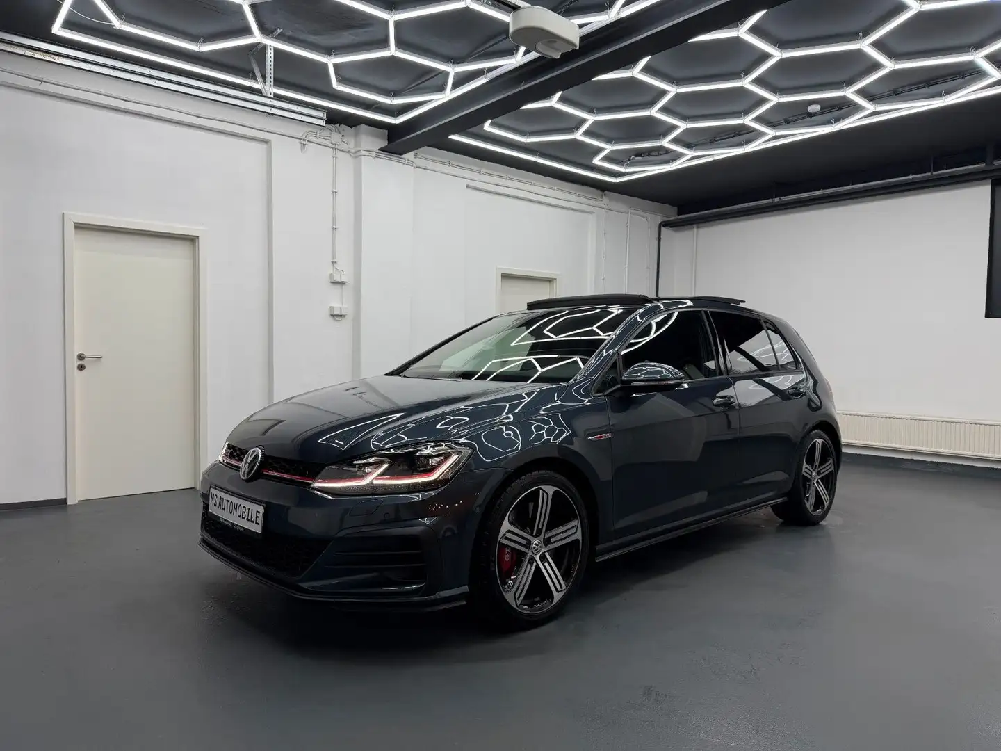 Volkswagen Golf VII GTI Performance*LEDER*ACC*DCC*PANO* Blau - 1
