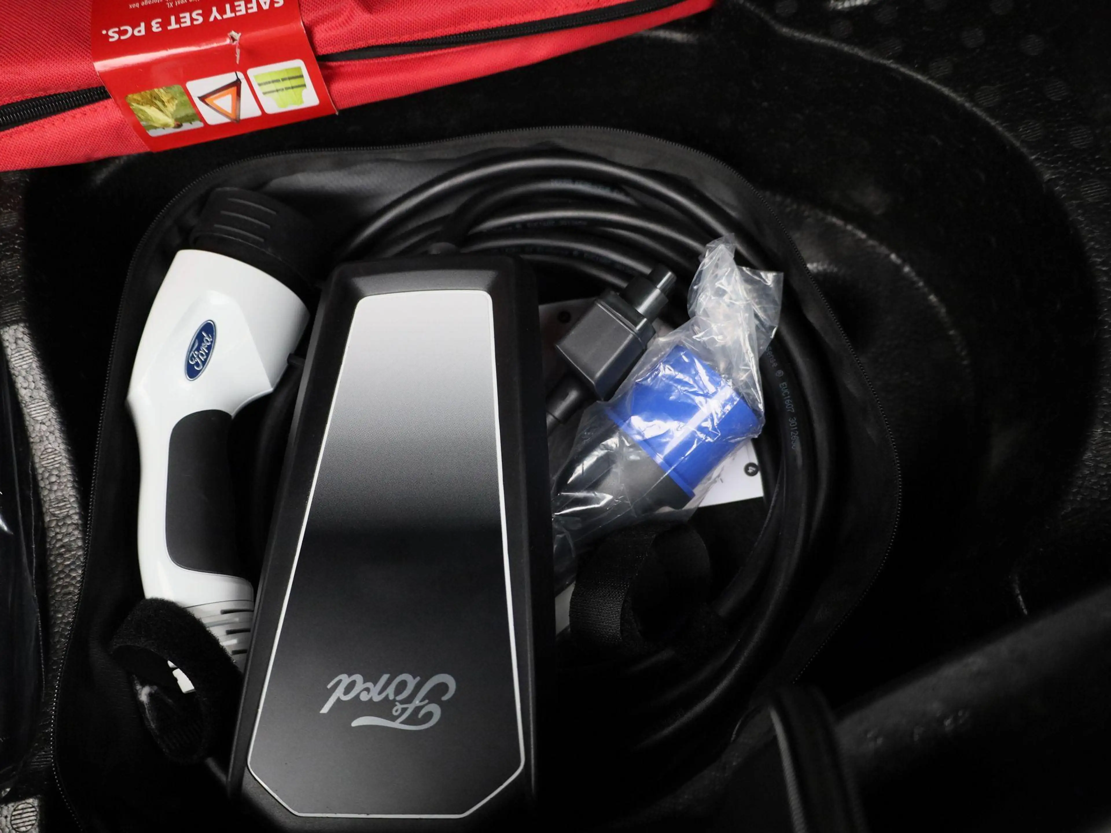 Ford Mustang Mach-E RWD 75 kWh | Navigatie | 360 Camera | Pack Winter — photo 13