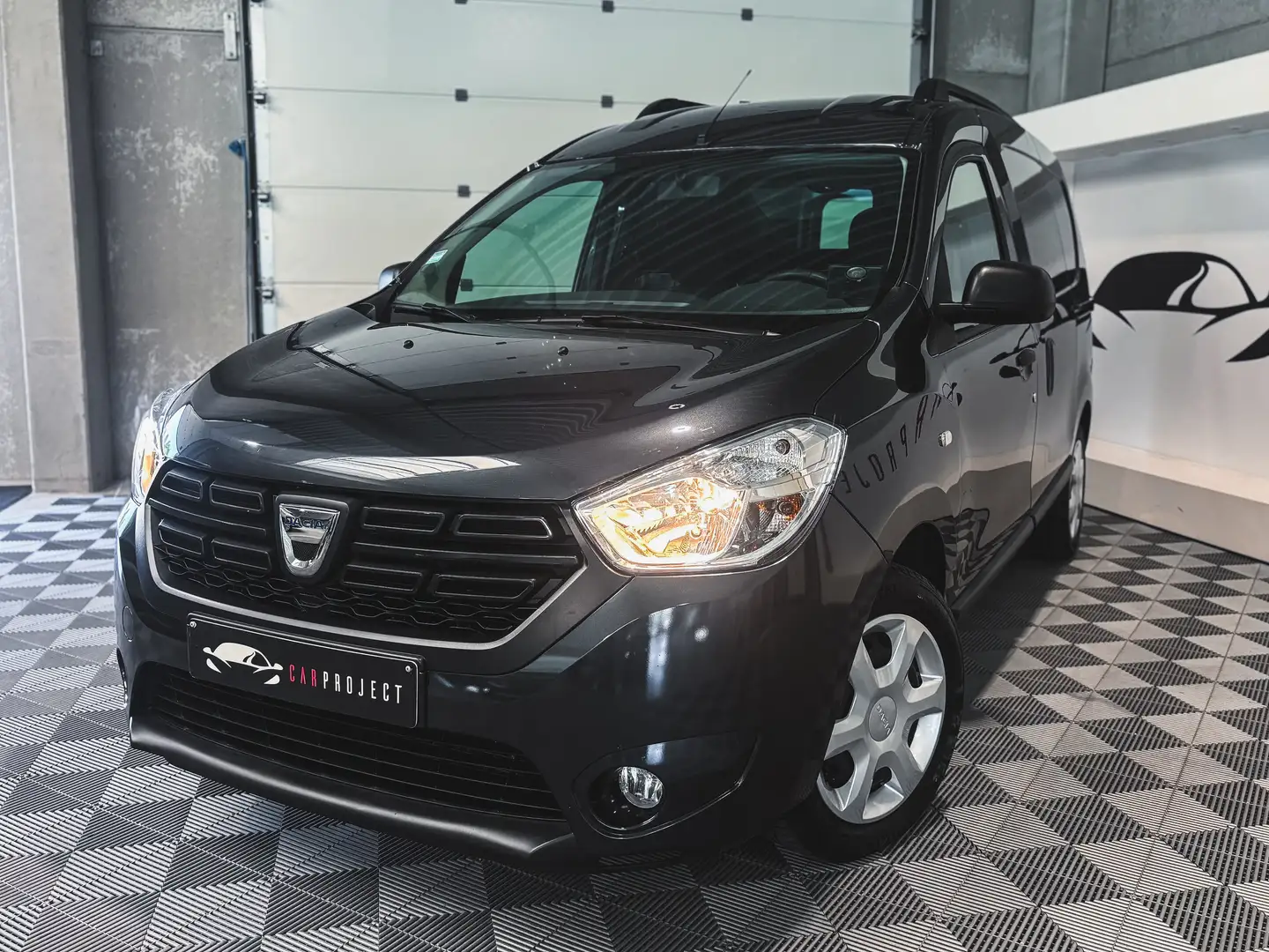 Dacia Dokker 1.3 TCe, Camera de recul, GPS, Cruise, Clim, Gris - 1