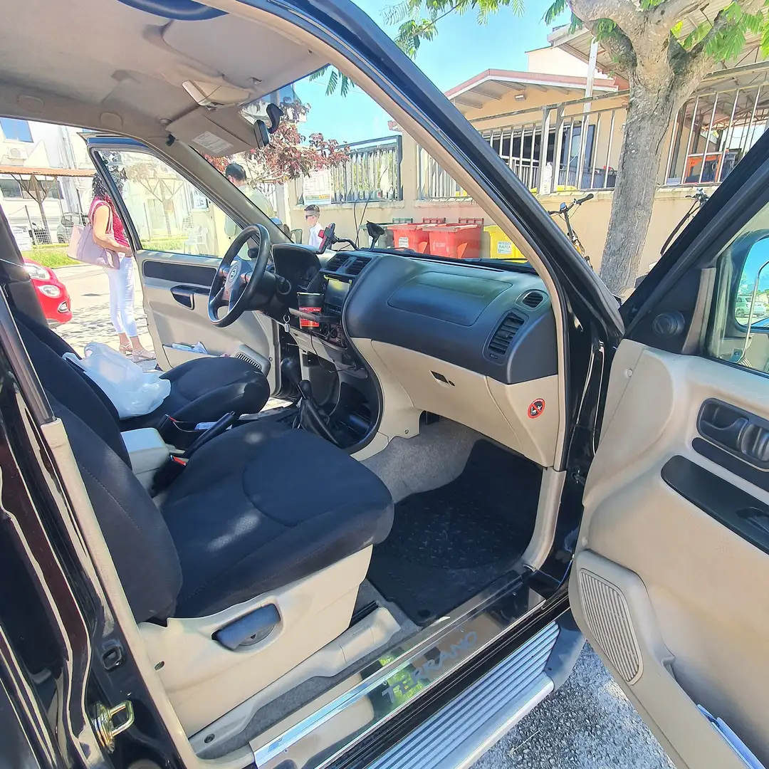 Nissan Terrano 3p 2.7 tdi commercial Negru - 2