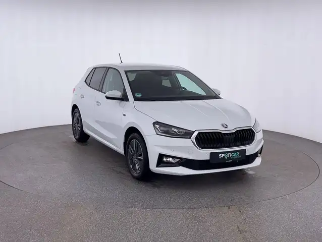 Skoda Fabia view 3
