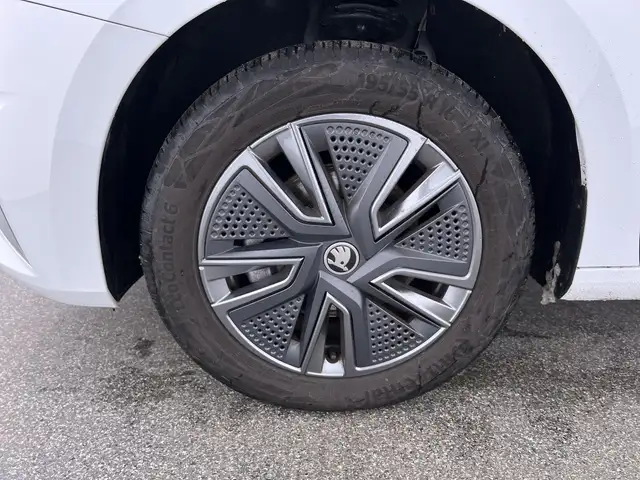 Skoda Fabia view 10