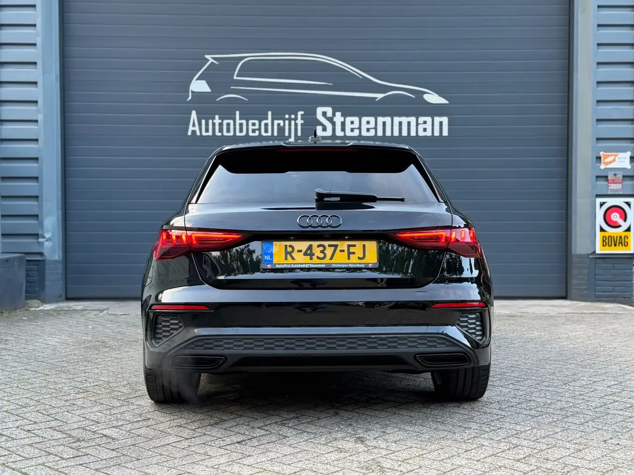Audi A3 Sportback 35 TFSI S edition Full Black Matrix, миниатюра 16
