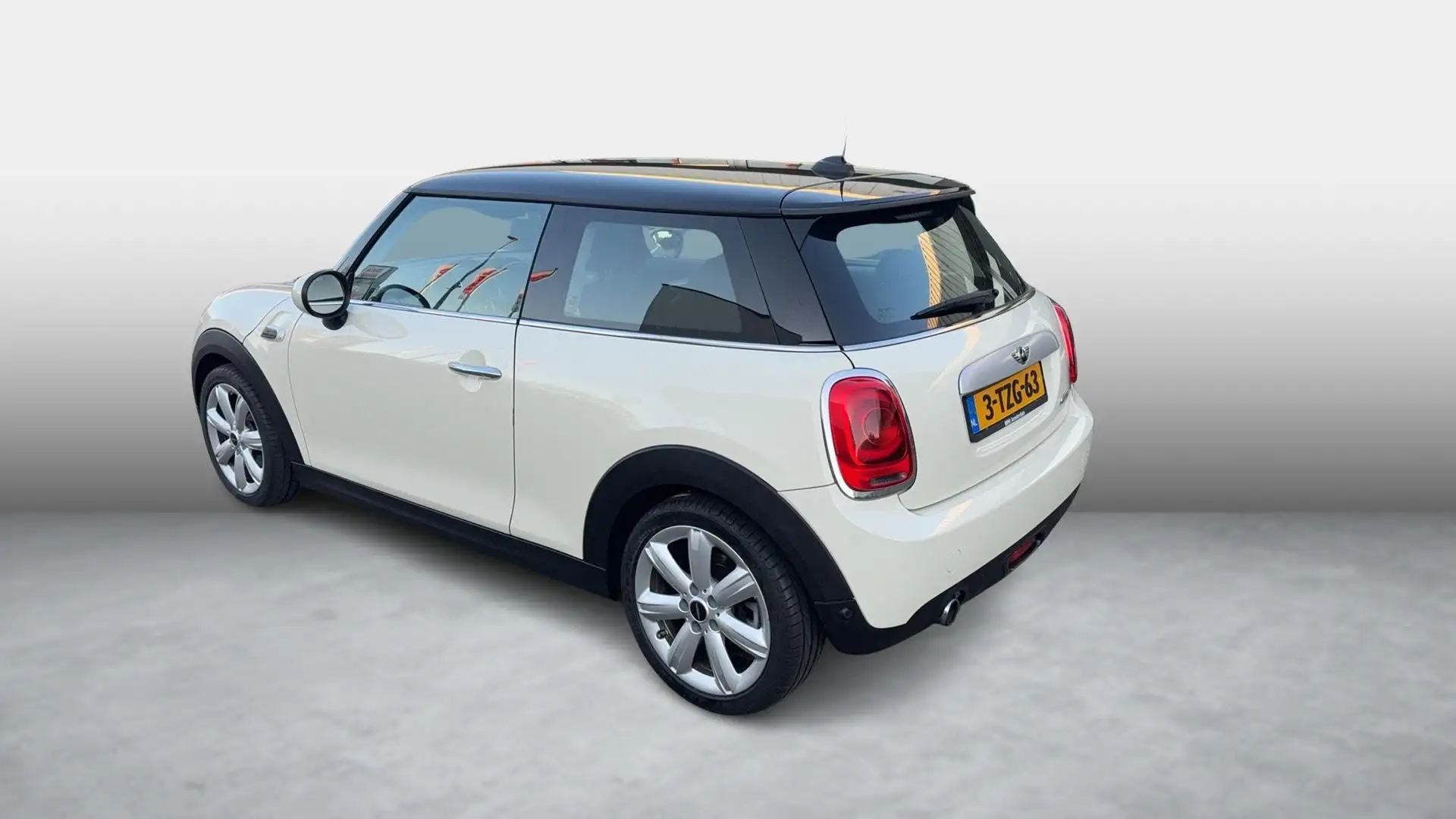 MINI Cooper Mini 1.5 Automaat 1e Eigenaar Volledig Dealer Onde Blanc - 2