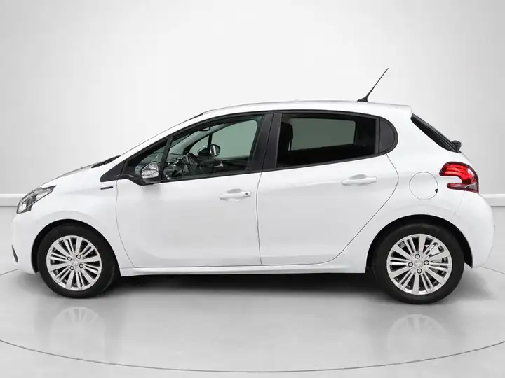 Peugeot 208 2019, foto 6