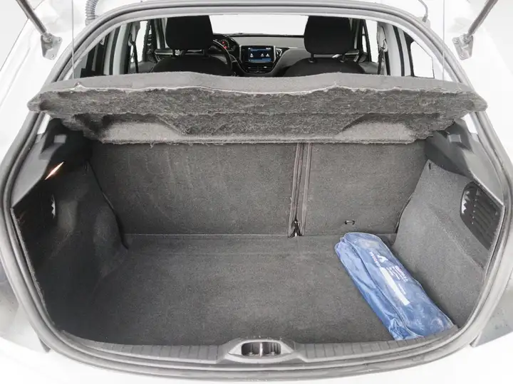 Peugeot 208 2019, foto 13