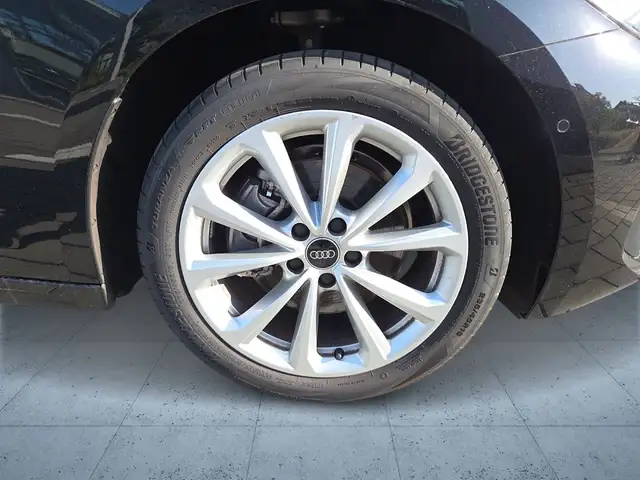 Audi A5 view 8
