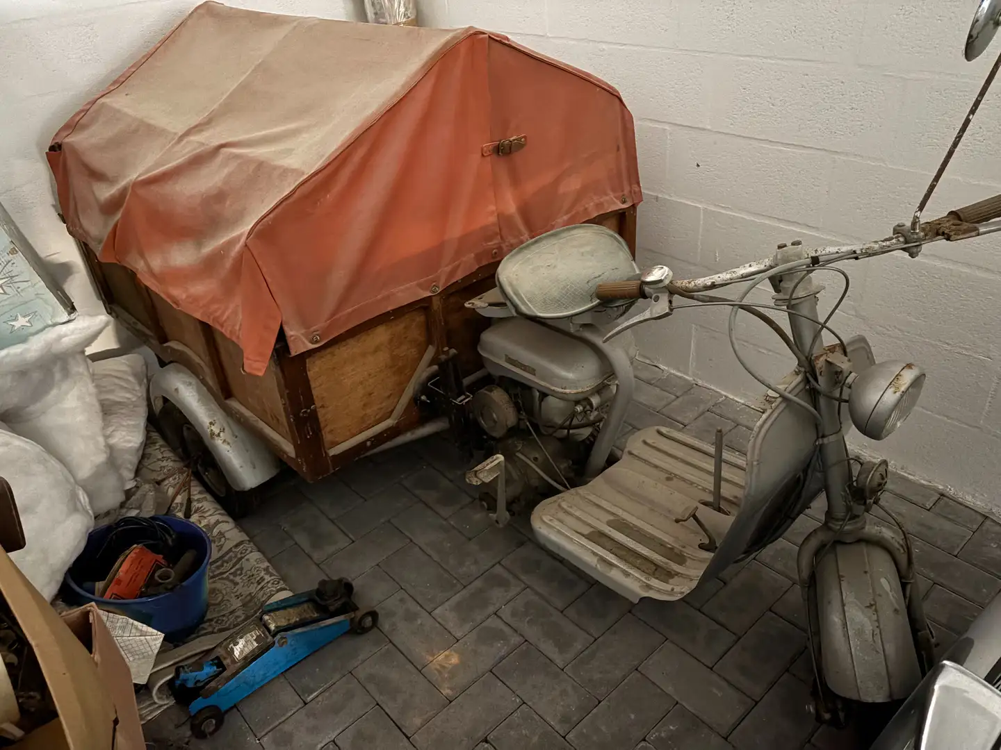 Innocenti Sonstige Lambretta 125 FD motocarro Silber - 1