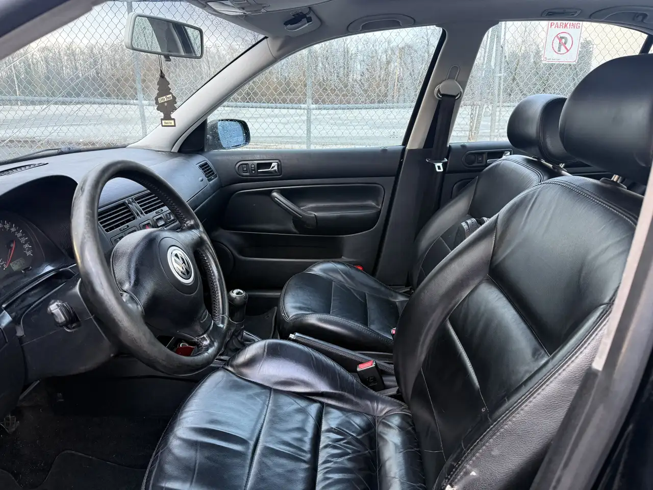 Volkswagen Jetta снимка Volkswagen Jetta