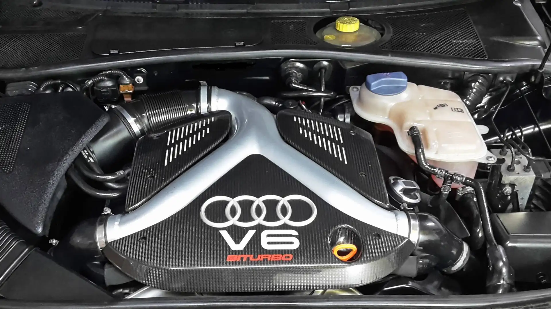 Audi RS4 A4 Avant quattro 2,7 RS4 Schwarz - 1