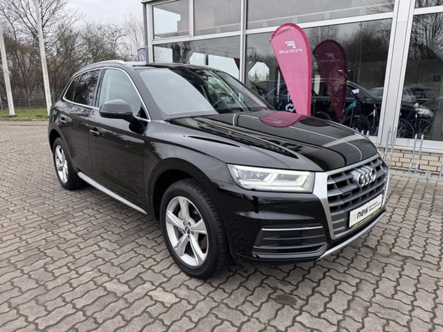 Audi Q5 40 TDI quattro sport Schwarz - 2