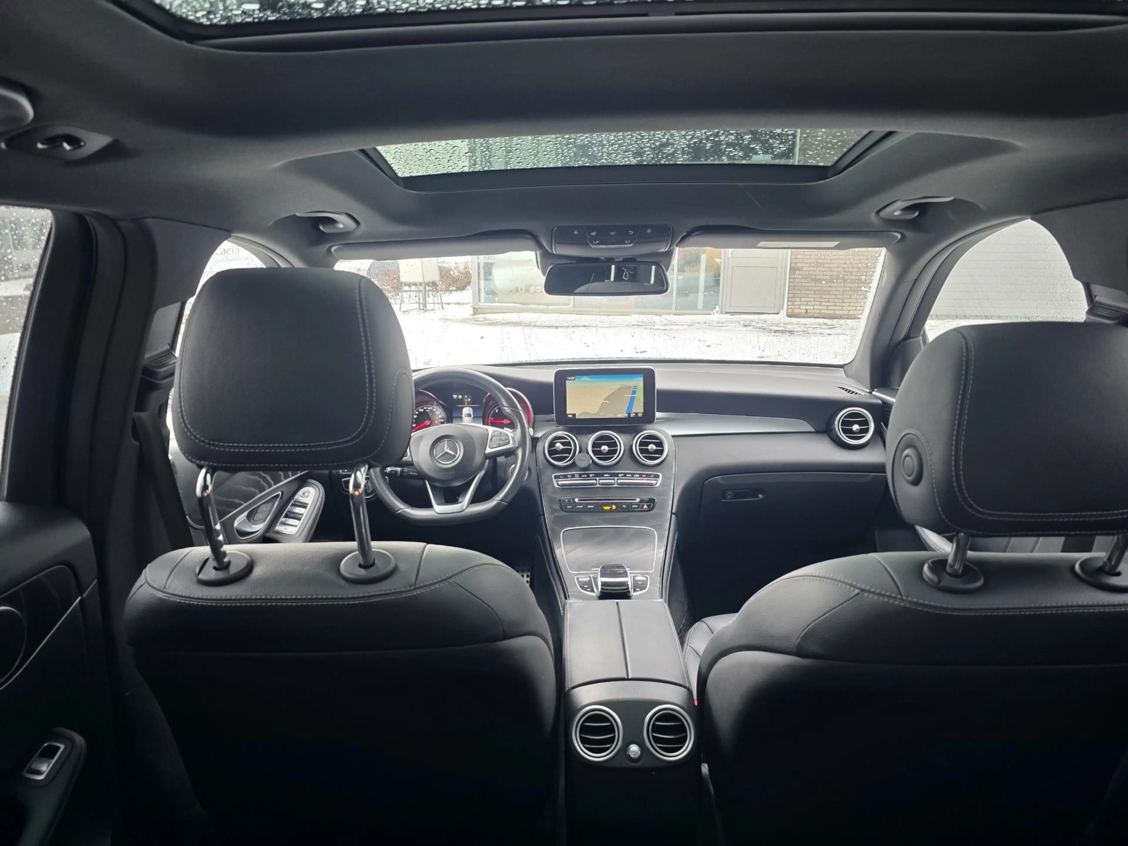 Mercedes-Benz GLC 350 d 4MATIC Premium Plus — photo 10