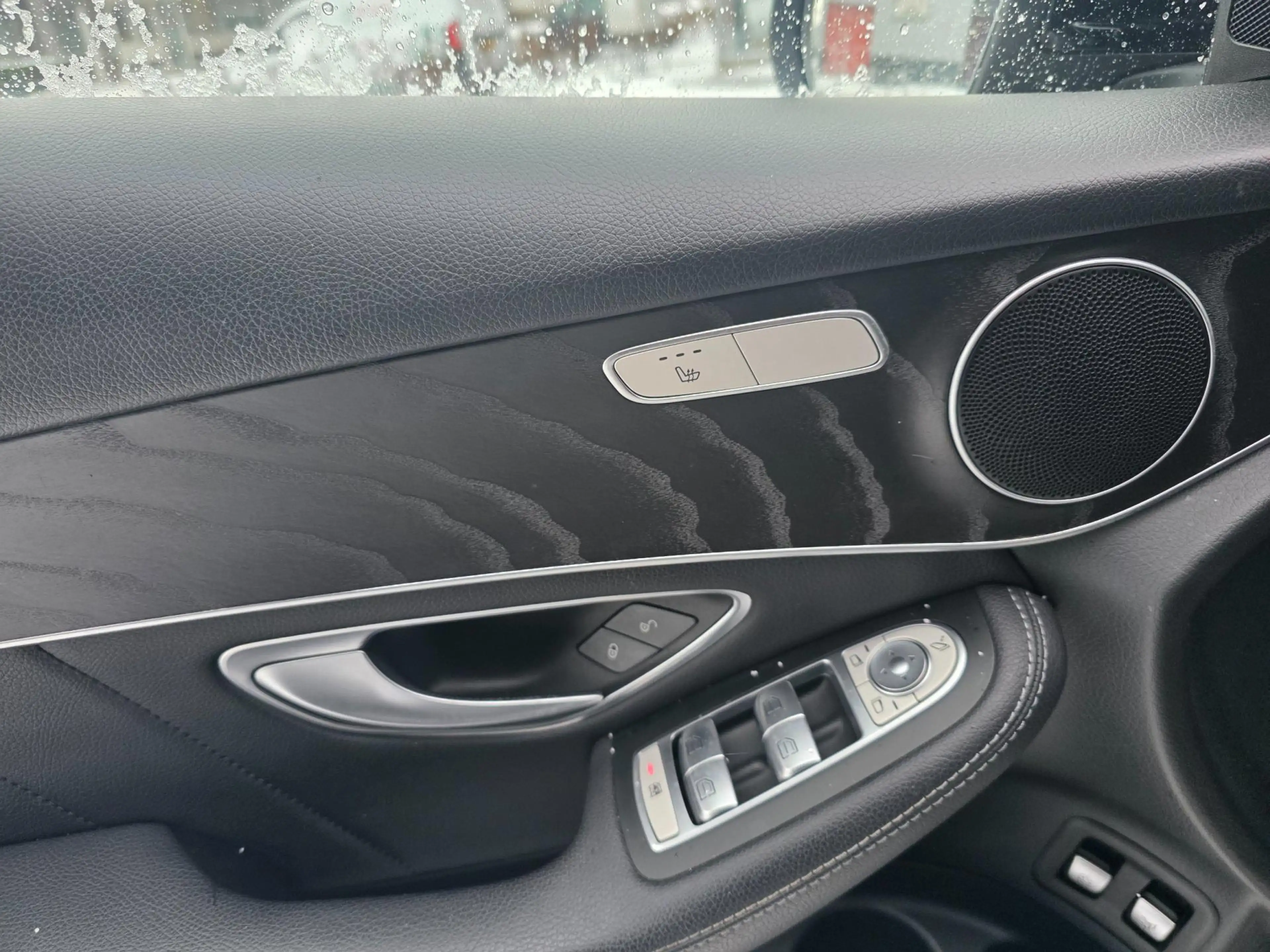 Mercedes-Benz GLC 350 d 4MATIC Premium Plus — photo 12