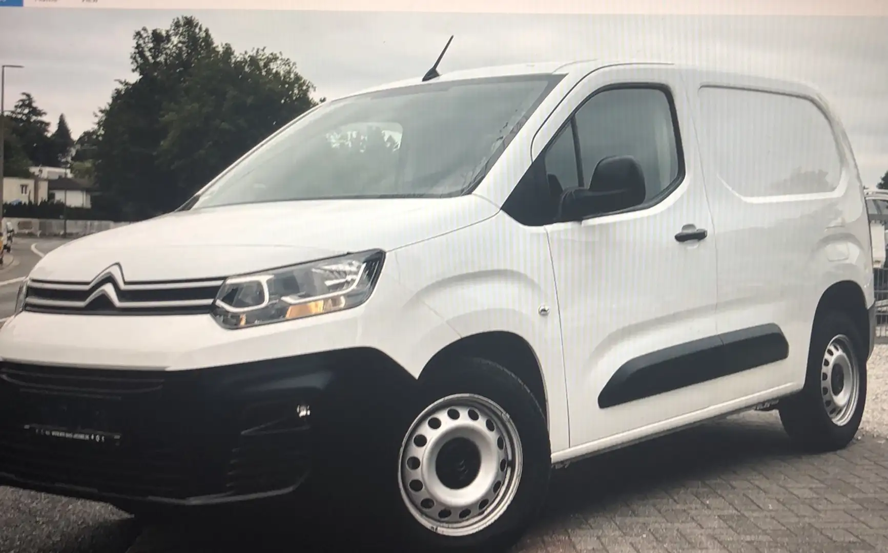 Citroen Berlingo 1.2 Puretech 110 Weiß - 1
