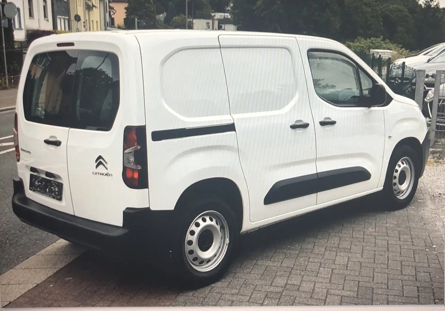 Citroen Berlingo 1.2 Puretech 110 Weiß - 2